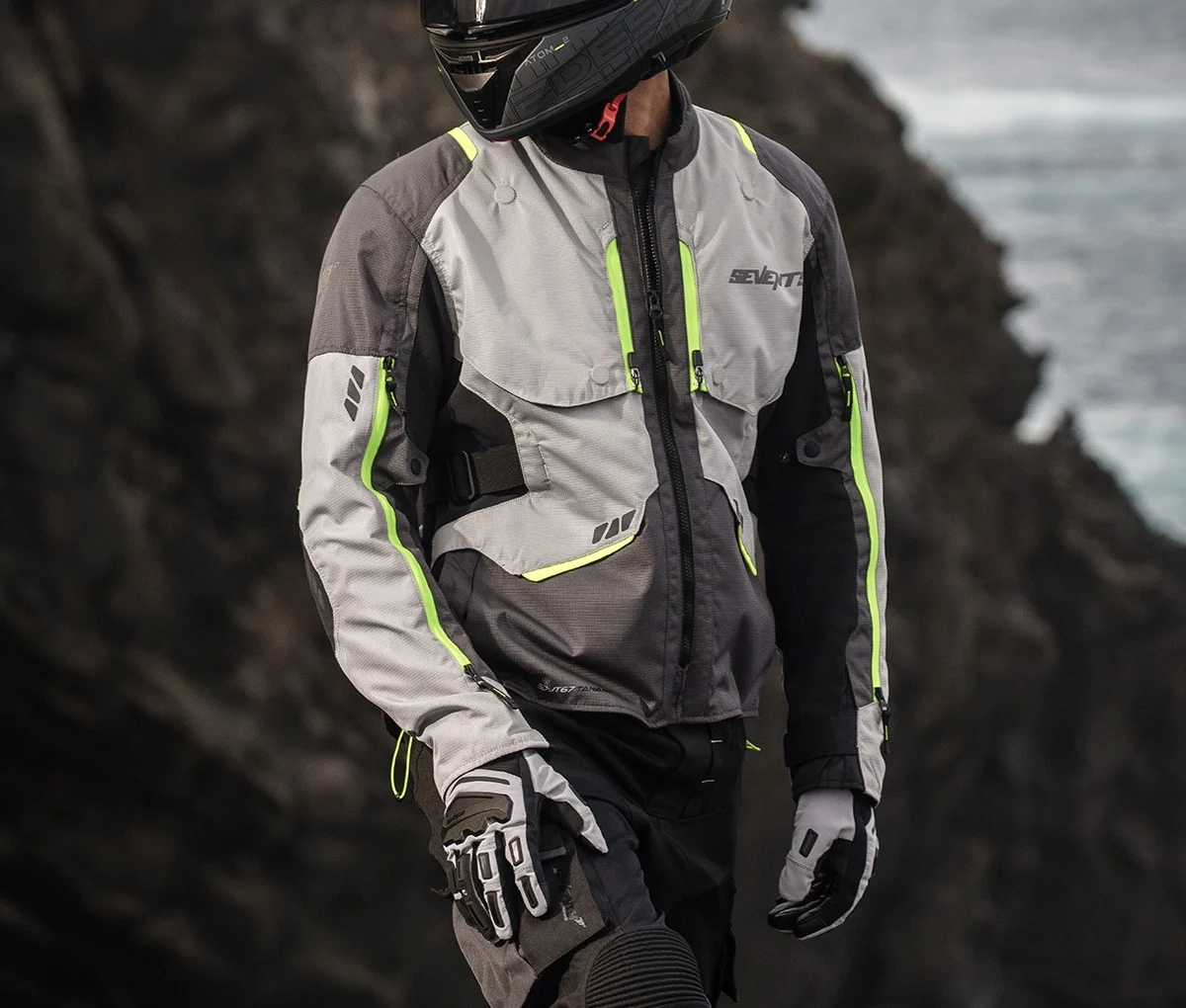 1335C23222-5SP-25-FU404SV MT Helmets Atom 2 SV Destiny C2 Matt_011